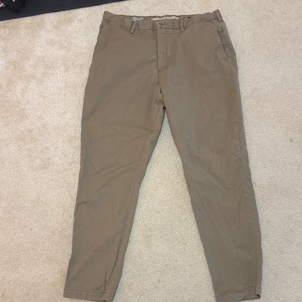 Banana Republic Men's Lived-In Athletic Fit Khaki Chinos